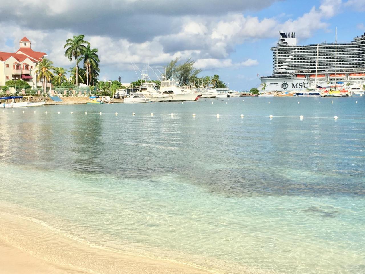 Castle By The Shore Ocho Rios Exterior photo